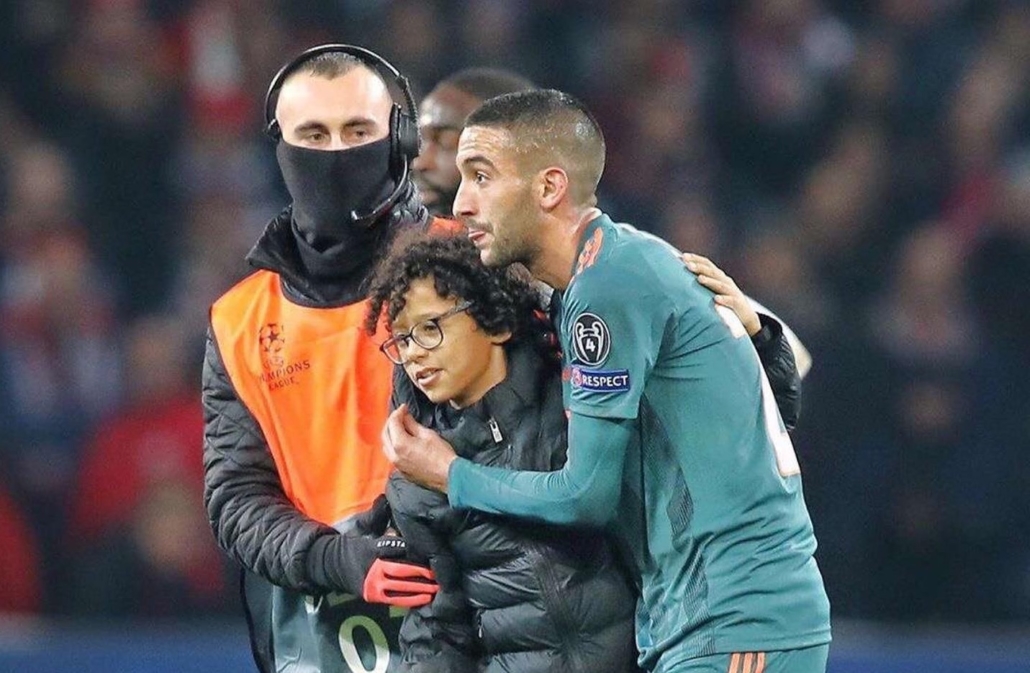 Ziyech found young fan from Lille - PANNA K.O.